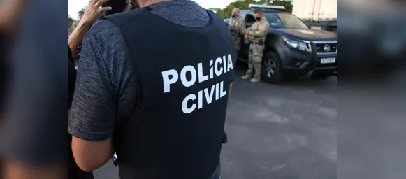 Homem é preso suspeito de agredir ex-companheira e atear fogo na casa - Imagem