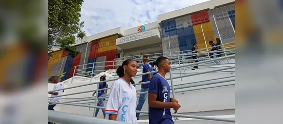 Matrículas da rede estadual terminam hoje na Bahia - Imagem