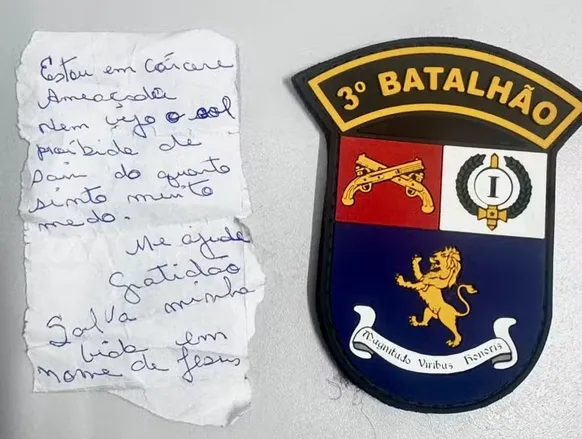 Mulher mantida em cárcere pelo filho é resgatada após carta de socorro - Imagem