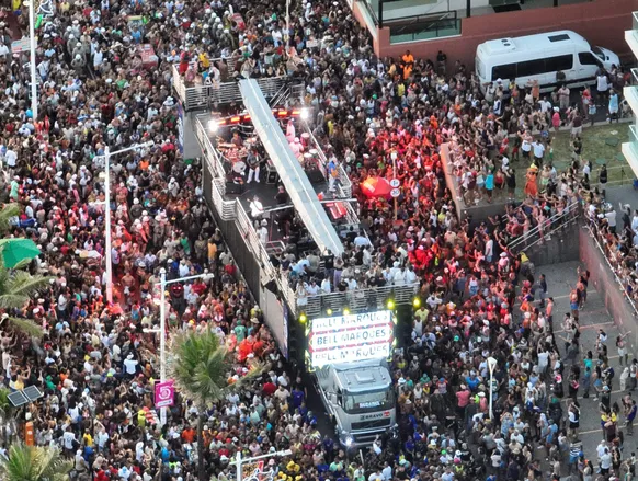 Alinne Rosa convida Lula para homenagem em bloco - Imagem