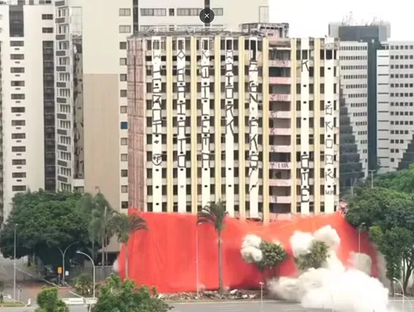Torre Palace: hotel que fez história em Brasília é demolido - Imagem