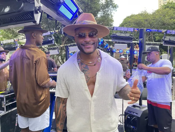 Tony Salles rebate internautas após vídeo com a filha: “Ousados” - Imagem