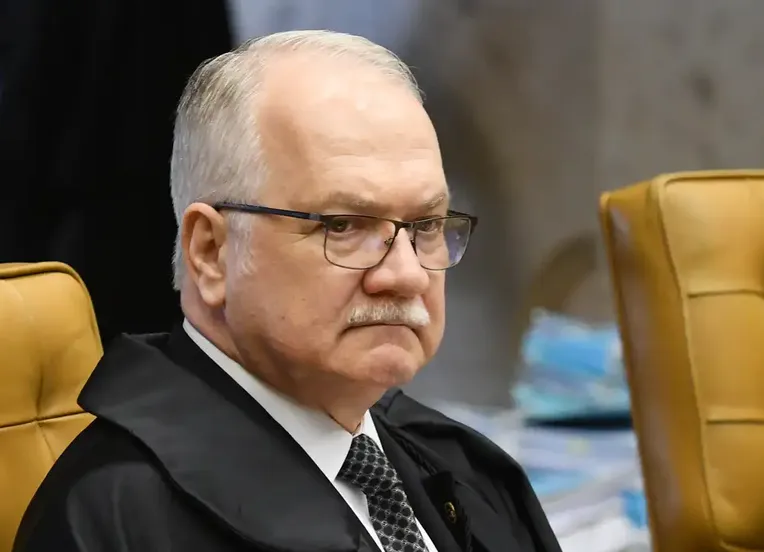 Fachin dá ultimato para Moraes, Mendonça, Gonet e PF se explicarem sobre caso Master