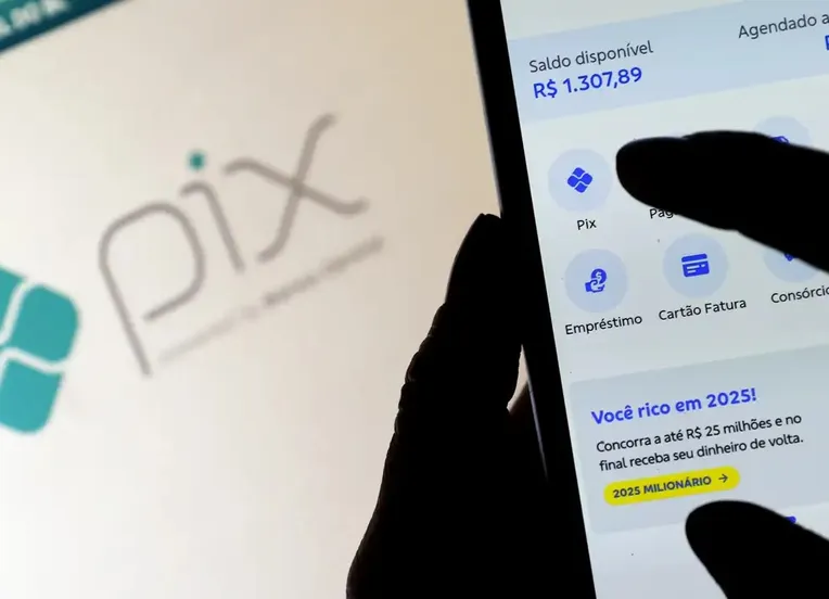 Em resposta aos EUA, Febraban afirma que o Pix não restringe bancos estrangeiros