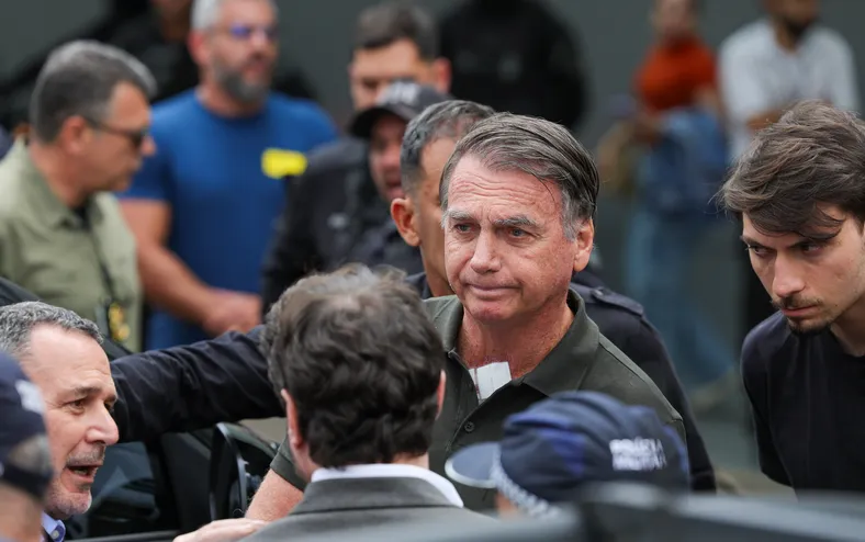 Médico define data para Jair Bolsonaro deixar hospital - Imagem