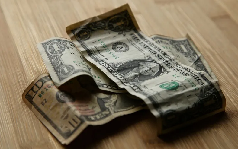 Dólar chega a R$ 5,06 e atinge seu menor patamar em dois anos - Imagem