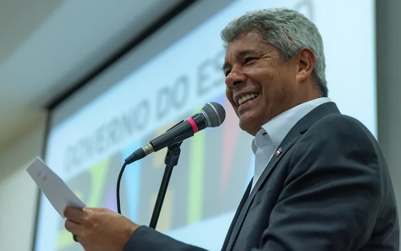 Jerônimo anuncia ponto facultativo e folgão de final de ano na Bahia - Imagem