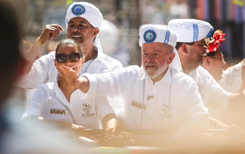 Lula escolhe a Bahia e empolga PT com lançamento de pré-candidatura - Imagem