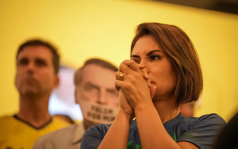 Michelle Bolsonaro busca fé após prisão do marido: "Peço sabedoria" - Imagem