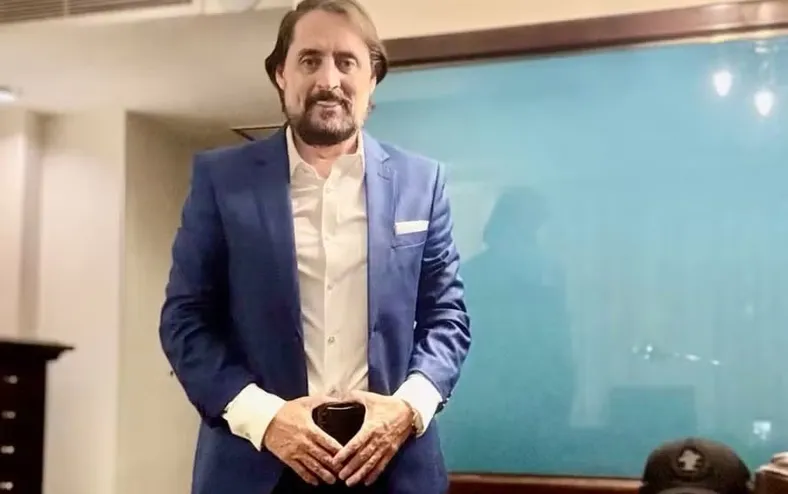 Morre cantor irmão da dupla Chitãozinho e Xororó em acidente de carro - Imagem