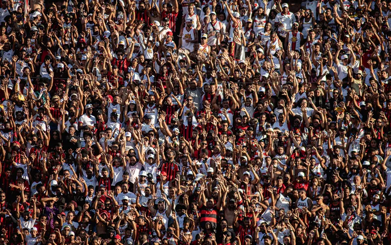 Vitória x Mirassol terá Barradão exclusivo para torcida rubro-negra - Imagem