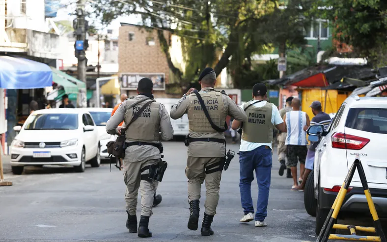 Filho de PM desaparece em Salvador e mobiliza buscas da polícia - Imagem