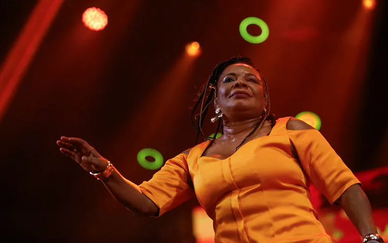 Margareth confirma presença no Carnaval: “Cantando e satisfazendo” - Imagem