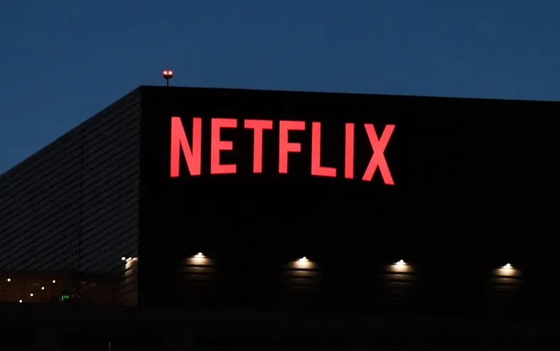 Rival vence a Netflix e fecha negócio de US$ 111 bilhões em Hollywood - Imagem