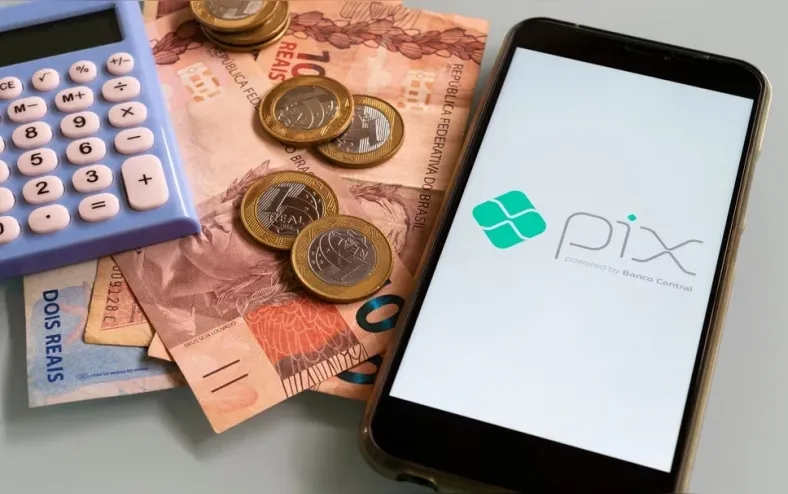 Prejuízo por falha no PIX? Entenda seus direitos e o que precisa fazer - Imagem