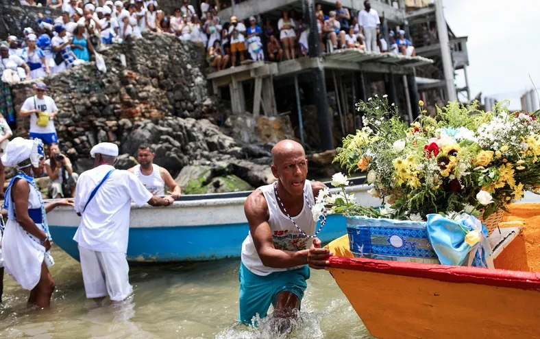 Presente Ecológico de Iemanjá reúne fé e sustentabilidade no Solar do Unhão - Imagem