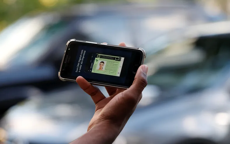 Redação pode garantir CNH gratuita para estudantes da Bahia - Imagem