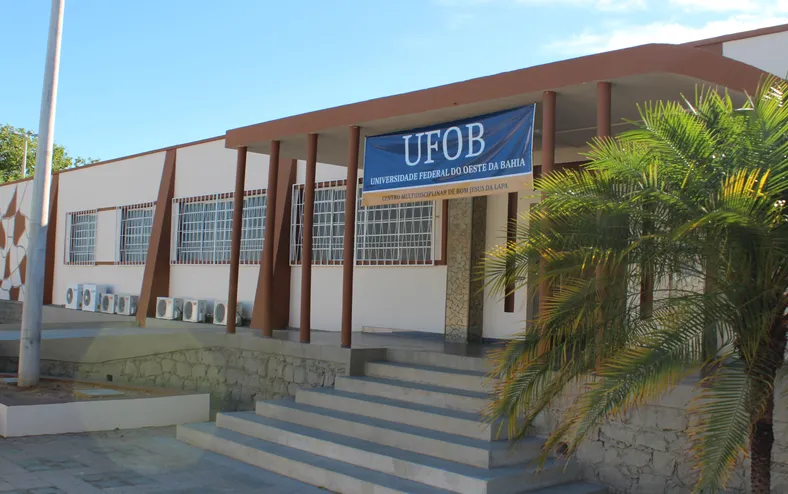 Concursos em abril abrem 2,5 mil vagas com salários de até R$ 39,5 mil - Imagem