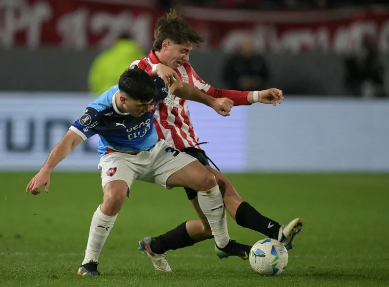 Bahia avança pela contratação de lateral-direito campeão argentino - Imagem