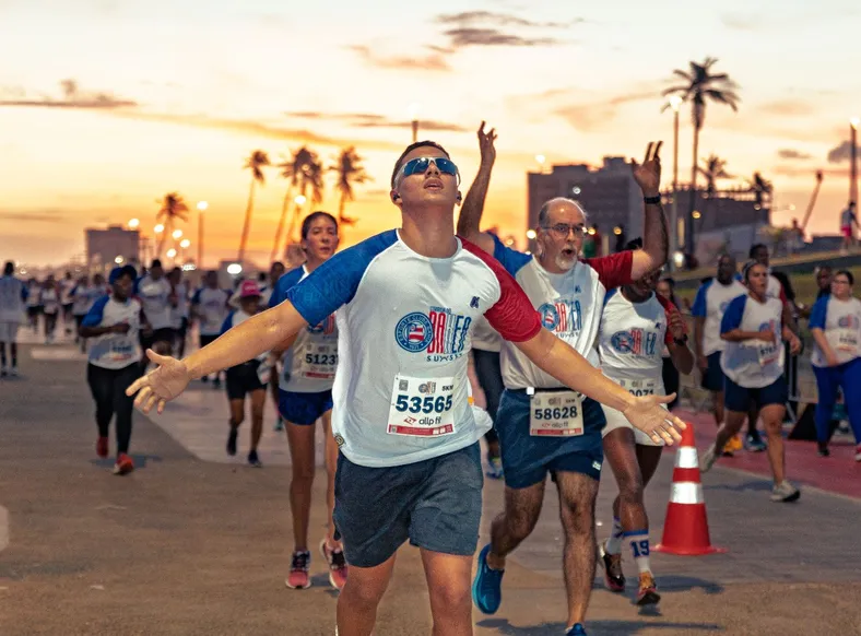 Corrida do Bahêa faz sucesso e anuncia edição na Fonte Nova - Imagem