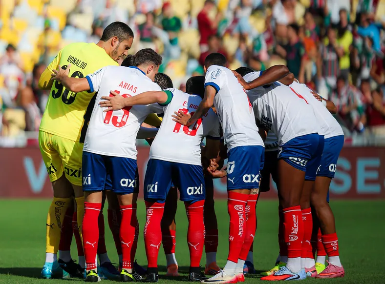 "Precisamos contratar": Ceni aponta perfil de reforços do Bahia para 2026 - Imagem