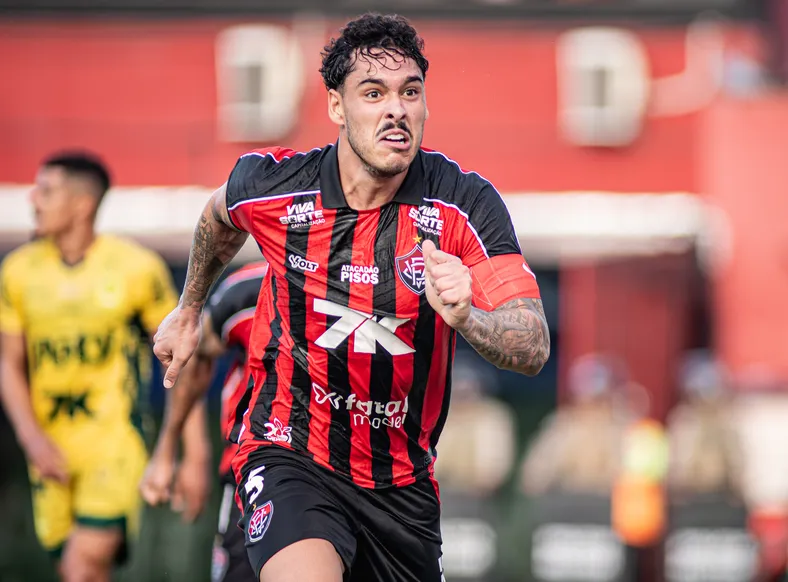 UFMG: risco de rebaixamento do Vitória despenca após fim da rodada - Imagem