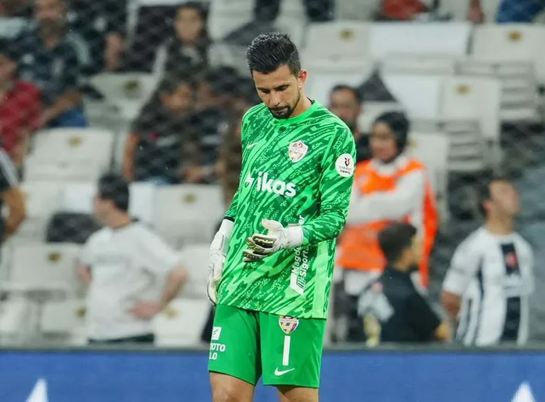 Marcos Felipe é afastado de clube por dívida com o Bahia e pressão contratual - Imagem