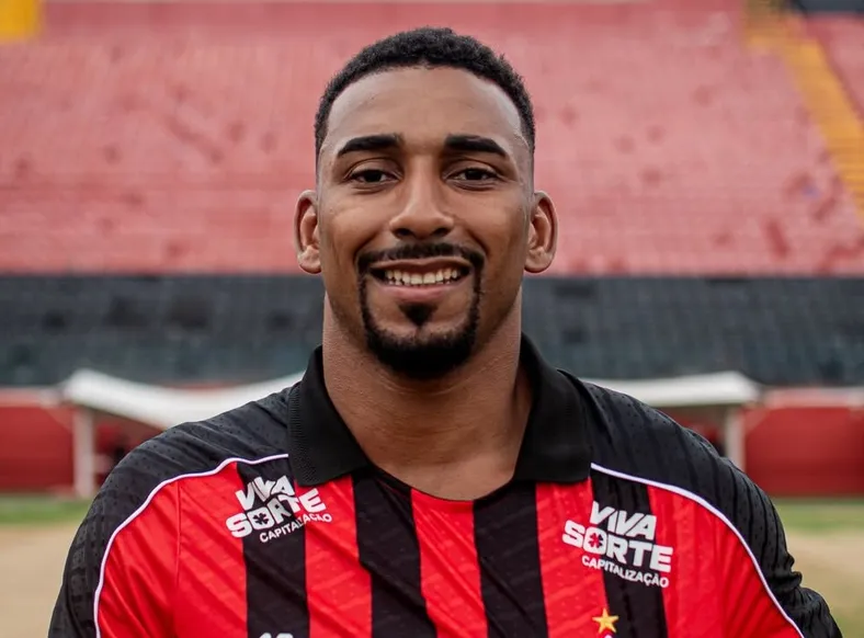 Reforço do Vitória é regularizado e fica apto para estrear - Imagem