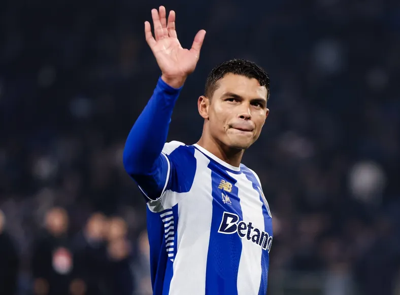 Thiago Silva reestreia pelo Porto: "Novato Quarentão" - Imagem
