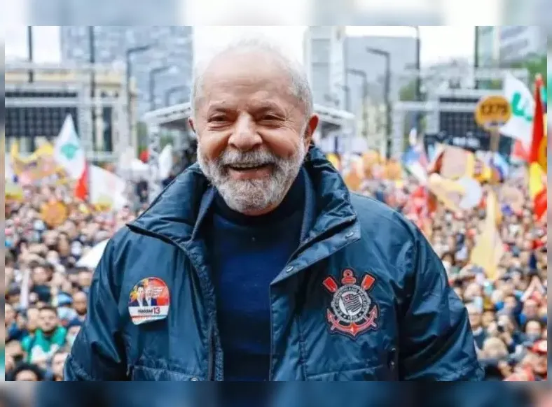 “Timão campeão”: Lula parabeniza vitória do Corinthians na Supercopa - Imagem