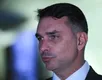 Flávio Bolsonaro descarta Eduardo como ministro em possível governo - Imagem