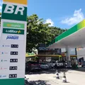 Acima de R$ 7? Veja o preço real da gasolina em Salvador após aumento imagem