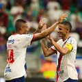 Bahia vence a primeira em casa e encosta na liderança do Brasileirão imagem