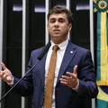Nikolas admite postagem de laudo falso da PF, mas diz que apagou imagem