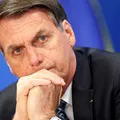 Bolsonaro tem broncopneumonia; conheça os riscos da doença para idosos imagem
