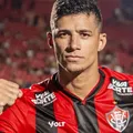 Camutanga sofre lesão grave e desfalca o Vitória por longo período imagem
