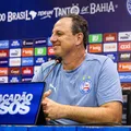 Ceni exalta "dedicação" do Bahia contra Athletico: "Competimos muito" imagem