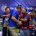 Ceni exalta torcida do Bahia após título baiano: "Carregou o time" imagem