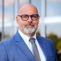 CEO da Vinci Airports balança no cargo após polêmica com Kiss & Fly imagem