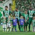 Chapecoense encara o Vitória sem técnico e mergulhada em crise imagem