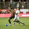 Chapecoense x Vitória: Onde assistir, escalações e tudo sobre o jogo imagem