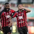 Com gols-relâmpago, Vitória retoma favoritismo e vence o CRB por 4 a 2 imagem