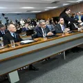 CPI pode ouvir Eduardo Leite e votar sigilo de cunhado de Vorcaro imagem