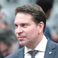 Condenado no Brasil, Alexandre Ramagem deixa prisão nos EUA imagem