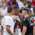 David Duarte é suspenso por 4 jogos após acusar roubo em Bahia x Palmeiras imagem