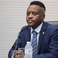 Deputado cristão de direita admite que induziu parceira ao aborto imagem