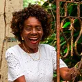 Dona Salvadora emociona Salvador em show gratuito de despedida imagem