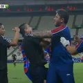Ex-Vitória, Thiago Carpini briga com outro técnico em jogo da Série B imagem