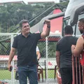 Fábio Mota se revolta após derrota polêmica: “Respeitem o Vitória” imagem
