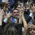 Flávio Bolsonaro admite encontro com Vorcaro: "Ponto final nessa história" imagem